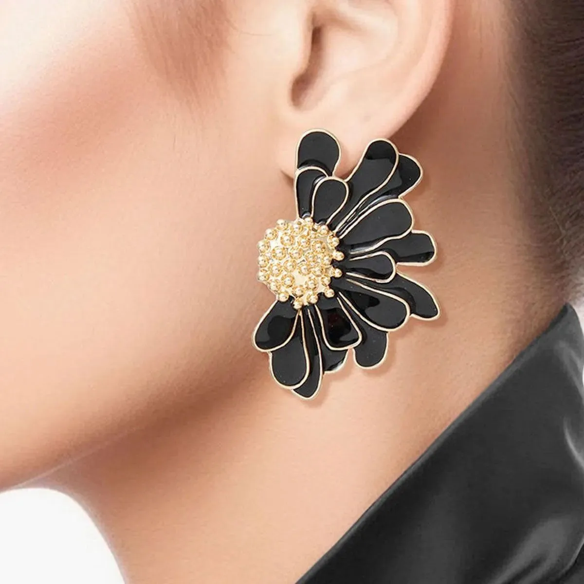 Black Daisy Earrings Gold Tone: Botanical Fashion Jewelry