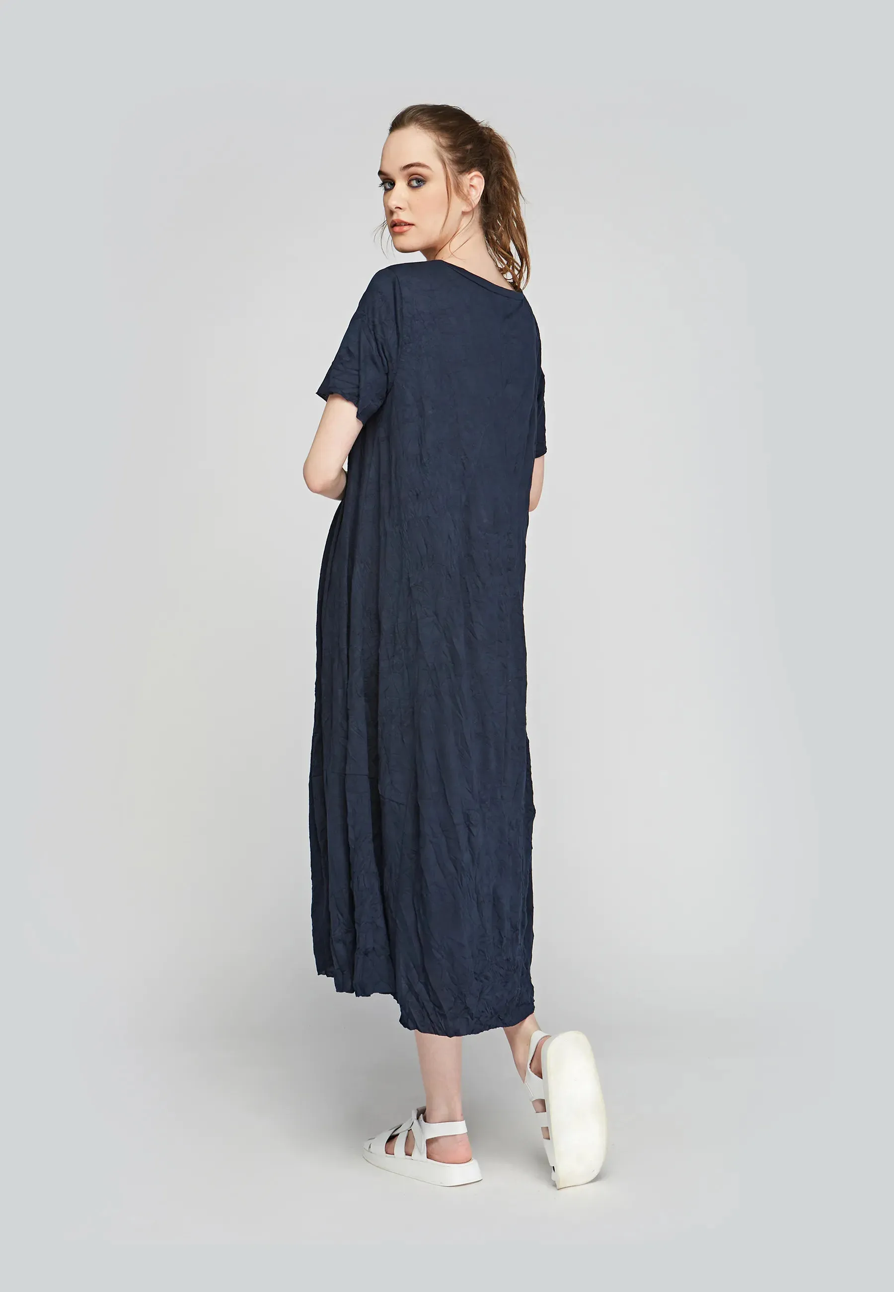 BRISA Long, wrinkled viscose jersey dress