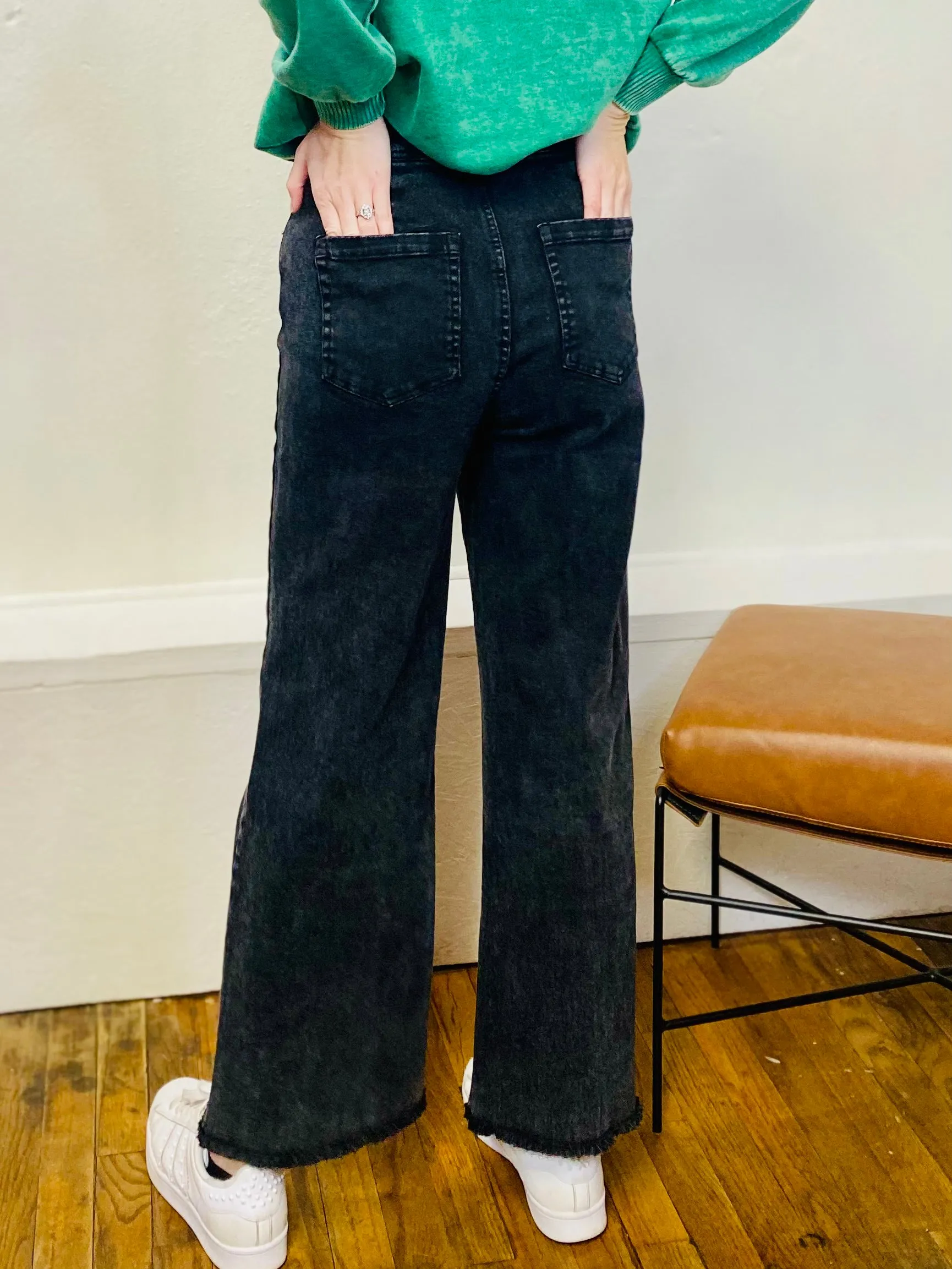 Callum High Waisted Crop Frayed Jeans