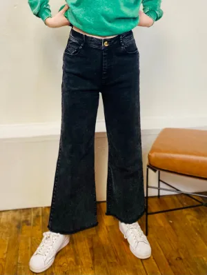 Callum High Waisted Crop Frayed Jeans