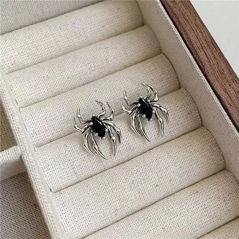 Dark Gothic Vintage-Style Spider Stud Earrings for Women