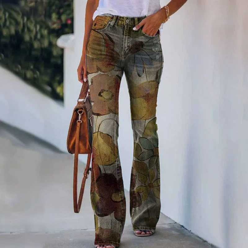 Flared jeans with 4 buttons
