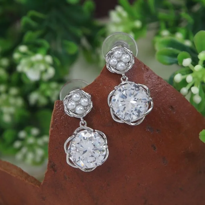 Floral Design Cubic Zirconia Korean Earring - KRNER 5127