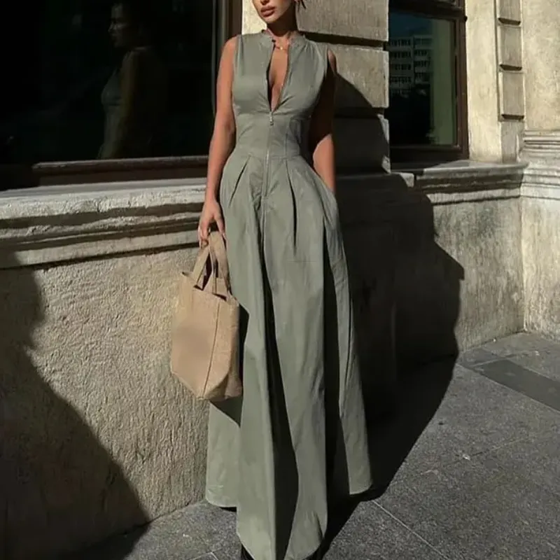 Gisele's Glamorous Long Dress