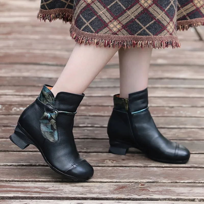 Handmade Leather Chelsea Boots For Women Soft Ankle Boots Retro Round Toe Black/White
